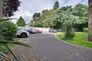 Rear External- click for photo gallery